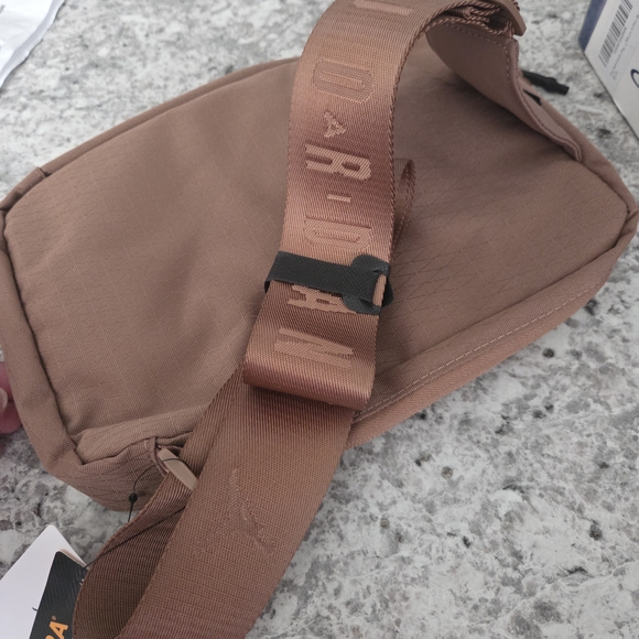 New In Package Tan Crossbody Bag. Very High Quality Material - Picture 2 of 7